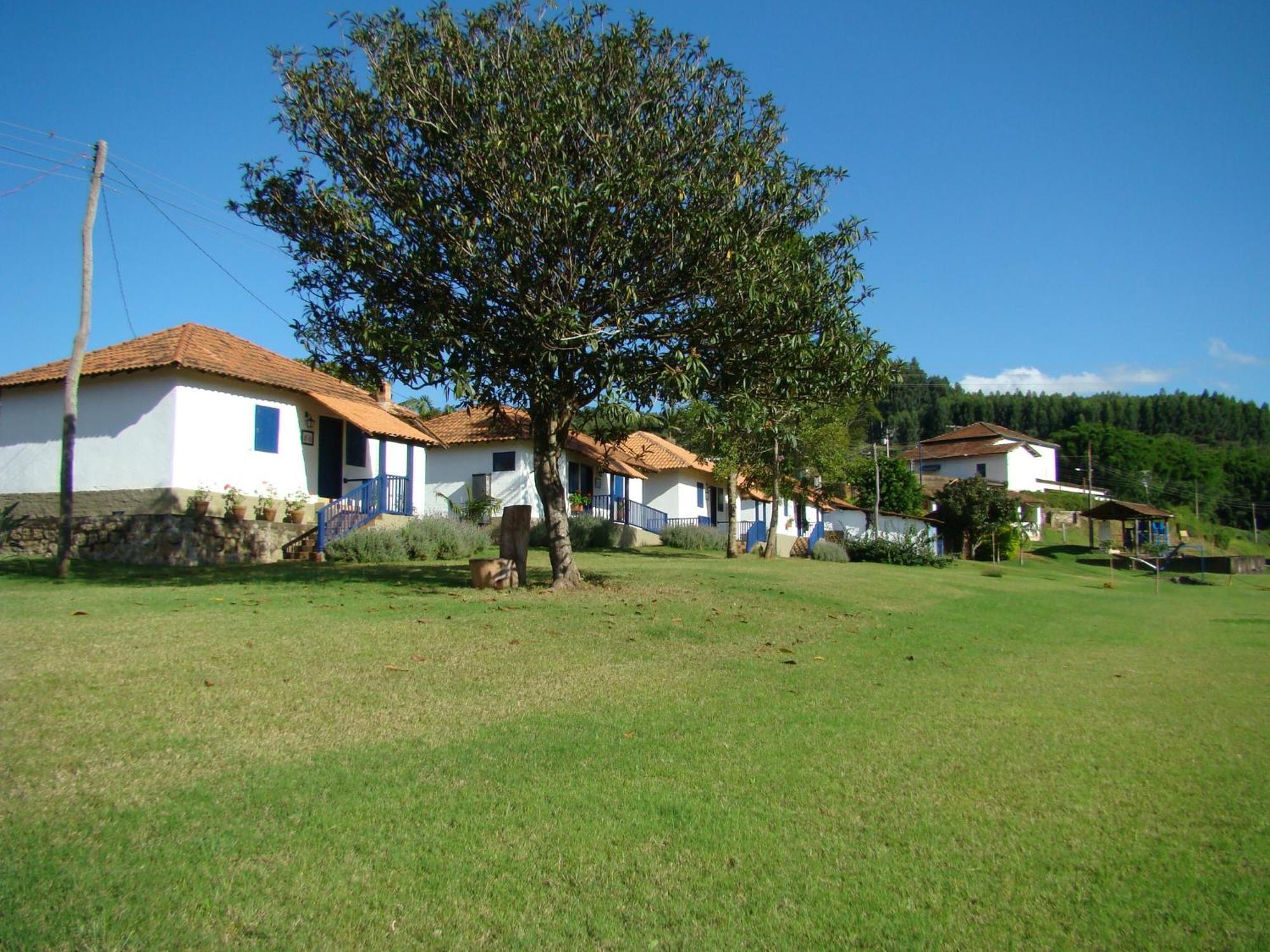 Pousada Do Cafe - Chale 2 -Sao Sebastiao Da Grama Exterior foto